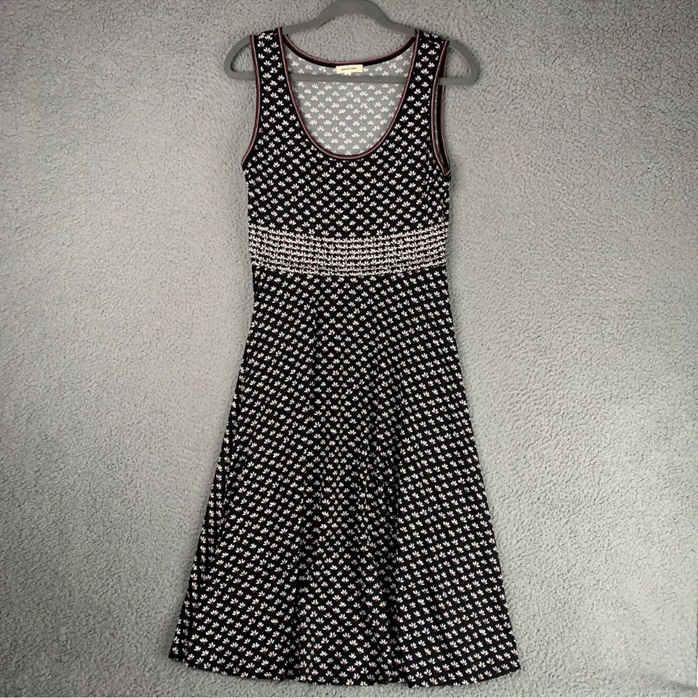 Max studio dress small